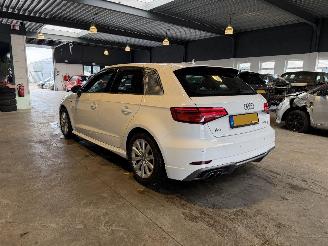 Audi A3 Sportback 1.5 TFSI CoD Sport S Line Edition picture 3