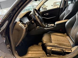 BMW 3-serie 330e Business Edition Plus BTW! picture 18