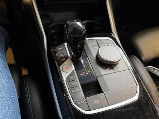BMW 3-serie 330e Business Edition Plus BTW! picture 28