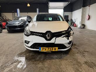 Renault Clio 0.9 TCe Limited picture 8