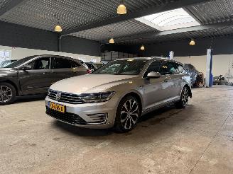 Damaged car Volkswagen Passat 1.4 TSI GTE Highline 2016/10