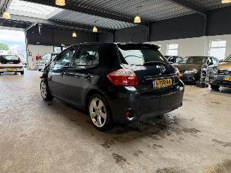 damaged passenger cars Toyota Auris 1.8 Full Hybrid Dynamic 2012/2