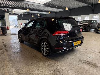 Volkswagen Golf E EDITION! 54.000 NAP! picture 4