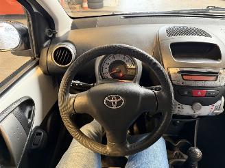 Toyota Aygo 1.0 VVT-i Now NAP! picture 19