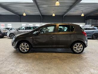 Opel Corsa 1.2-16V BlitZ NAP! picture 2