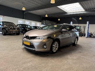 Unfallwagen Toyota Auris Touring Sports 1.8 Hybrid Sports 170.000 NAP! 2014/5