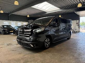 krockskadad bil auto Renault Trafic 2.0 L2H1 Extra DC 36.000 NAP! 2024/4