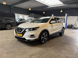 Nissan Qashqai 1.3 DIG-T 86.000 Automaat! picture 1