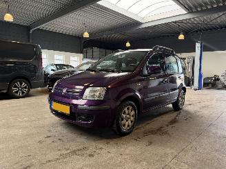 Vaurioauto  passenger cars Fiat Panda 1.2 Edizione Cool NAP! 2011/2