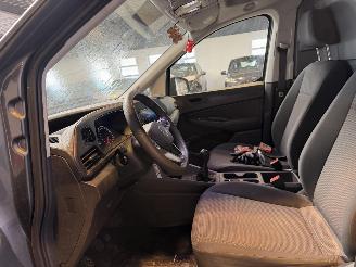 Volkswagen Caddy Cargo 2.0 TDI Economy Business picture 20