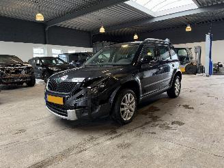 Coche accidentado Skoda Yeti 1.4 TSI Comfort 2012/10