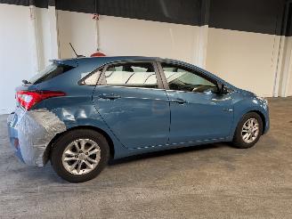 Hyundai I-30 1.6 GDI i-Vision picture 8