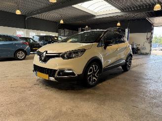 Unfallwagen Renault Captur 0.9 TCe 2015/3