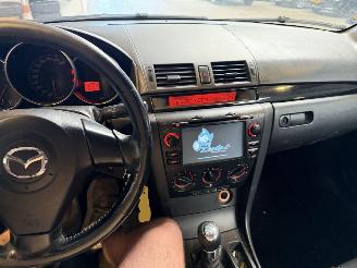Mazda 3 1.6 Touring Sportline picture 17