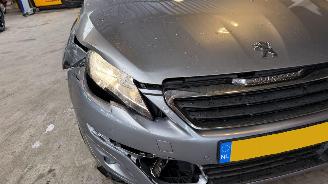 Peugeot 308 1.6 BlueHDI Blue Lease Executive picture 9