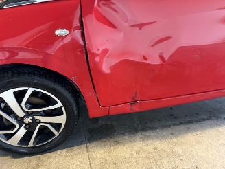 Peugeot 108 1.0 e-VTi Allure NAP! picture 10