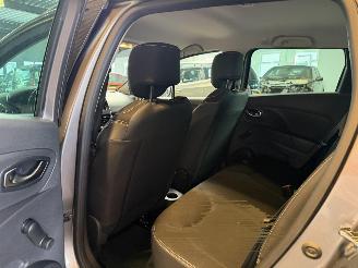 Renault Clio Estate 0.9 TCe Night&Day picture 12