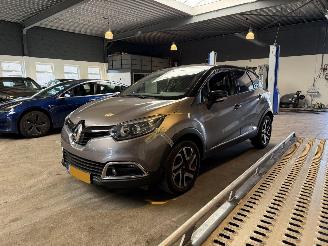 Coche accidentado Renault Captur 0.9 TCe Intens 2016/10