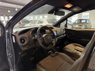Toyota Yaris 1.5 Hybrid Executive picture 18