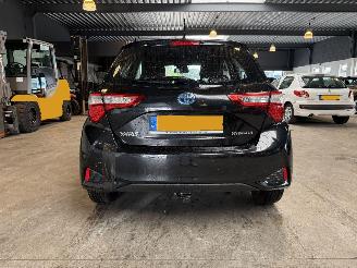 Toyota Yaris 1.5 Hybrid Executive picture 4