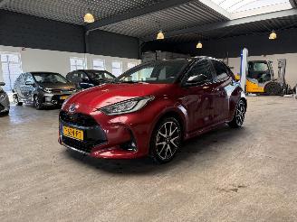 Damaged car Toyota Yaris 1.5 Hybrid 32.000 KM! 2021/4