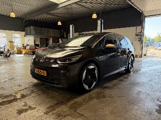 Damaged car Volkswagen ID.3 First Max 58 kWh NAP! 2020/11