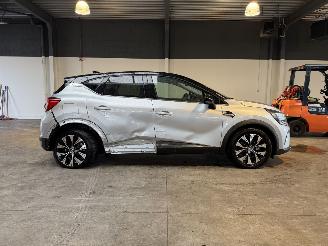 Renault Captur 1.6 E-Tech Plug-in Hybrid 160 Techno picture 6