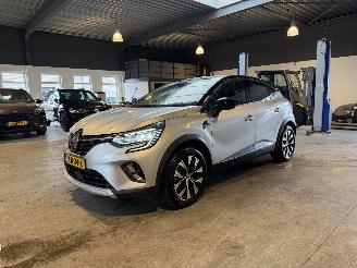Auto incidentate Renault Captur 1.6 E-Tech Plug-in Hybrid 160 Techno 2023/9