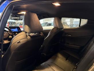 Toyota C-HR 1.8 Hybrid Black Edition picture 16