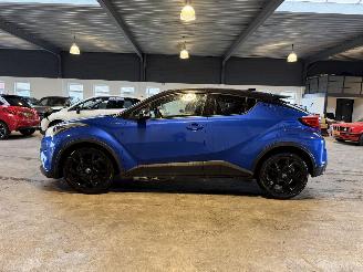 Toyota C-HR 1.8 Hybrid Black Edition picture 2