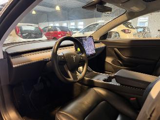 Tesla Model 3 Long Range Dual Motor AWD picture 18