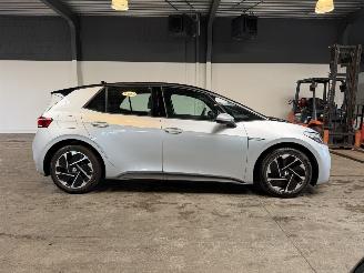 Volkswagen ID.3 Life 58 kWh 122.000 picture 6