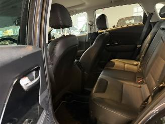 Kia Niro 1.6 GDi Hybrid Design Edition picture 13