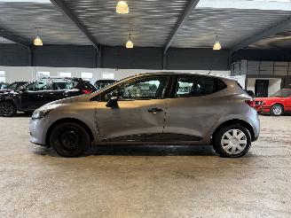 Renault Clio 1.5 dCi ECO Authentique picture 2