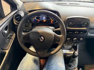 Renault Clio 1.5 dCi ECO Authentique picture 19
