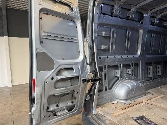 Volkswagen Crafter 35 2.0 TDI L3H3 DSG picture 18