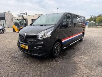 uszkodzony samochody ciężarowe Renault Trafic 1.6 dCi T29 L2H1 DC Formula Edition 2018/6