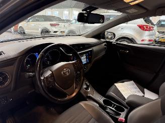 Toyota Auris Touring Sports 1.8 Hybrid Dynamic picture 19