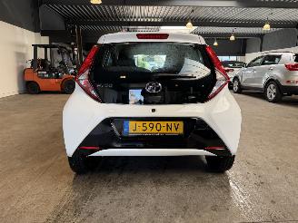 Toyota Aygo 1.0 VVT-i x-play picture 4