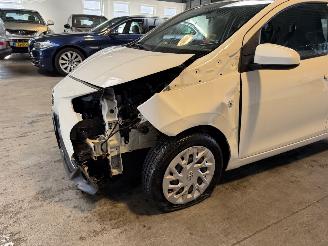 Toyota Aygo 1.0 VVT-i x-play picture 12