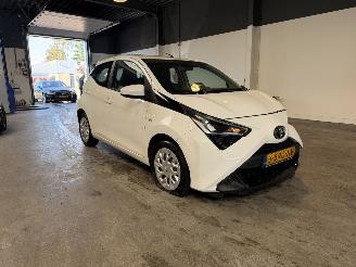 Toyota Aygo 1.0 VVT-i x-play picture 7