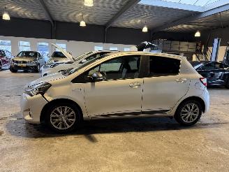 Toyota Yaris 1.5 Hybrid Comfort picture 2