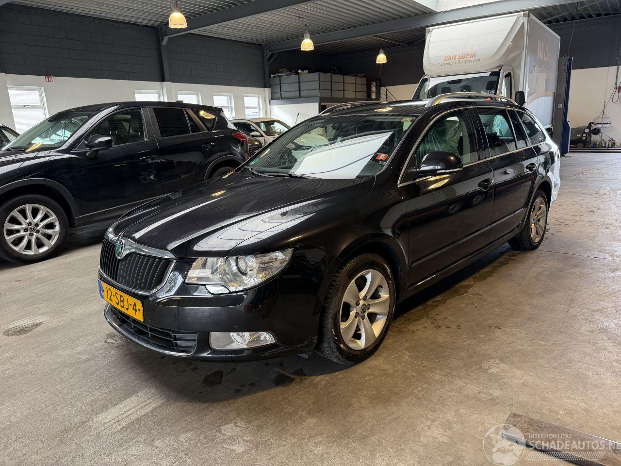 Skoda Superb Combi 1.4 TSI Ambition Business Line