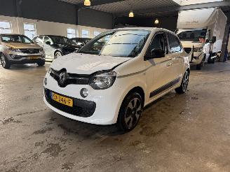 damaged passenger cars Renault Twingo 1.0 SCe 2018/6