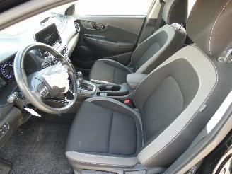 Hyundai Kona 1.6 GDI HEV Comfort picture 11