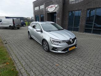 Renault Mégane Estate 1.3 TCe Intens picture 2