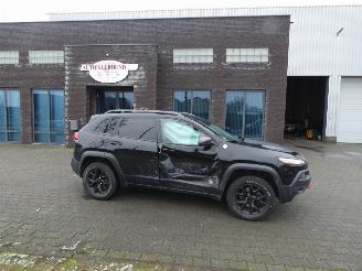 Avarii autoturisme Jeep Cherokee 3.2 V6 TRAILHAWK 4WD L 2017/6