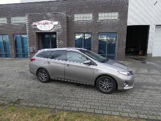 Avarii autoturisme Toyota Auris Touring Sports 1.8 Hybr. Lease 2014/9