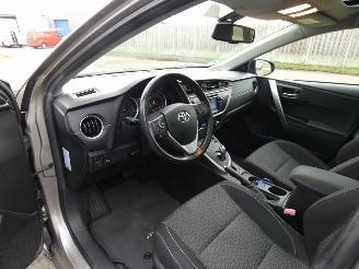 Toyota Auris Touring Sports 1.8 Hybr. Lease picture 11