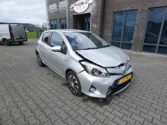 Toyota Yaris 1.5 Full Hybrid Asp picture 2